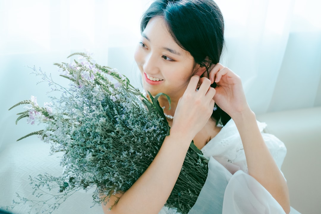 새치 원인과 효과적인 관리 방법: 흰머리 걱정 끝!